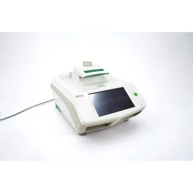 Bio-Rad C1000 Thermal Cycler with Gradient-Enabled 384-Well Fast Reaction Module
