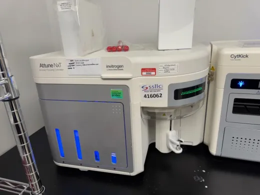 Invitrogen Attune NxT AFC2 Acoustic Focusing Flow Cytometer with CytKick™ AutoSampler