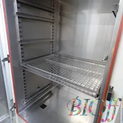 Yamato IU800 Low-Temperature Constant-Temperature Chamber, 6 of 7