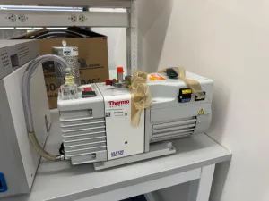 Thermo Savant SpeedVac SPD120 Vacuum Concentrator, 2 of 4