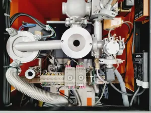 Alcatel ASM 51 Helium Leak Detector with Integrated Vacuum Pumps, 10 of 22