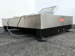 Kern IFB 600K-2 Industrial Balance with 600 kg Max Load and 20 g Readability, 2 of 6