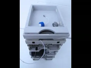 Agilent 1100 Series HPLC System with Degasser, DAD, Autosampler, Binary Pump, and Column Compartment, 4 of 20