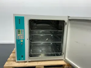 Kendro Heraeus BBD 6220 Digital Laboratory Drying Oven with Stainless Steel Interior, 3 of 4