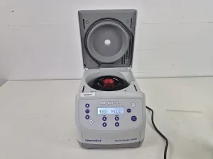 Eppendorf 5420 Non-Refrigerated Microcentrifuge for Molecular Biology, 2 of 9
