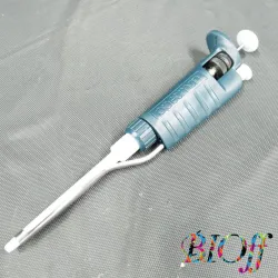 Gilson PIPETMAN P200 Adjustable Micropipette, 2 of 3