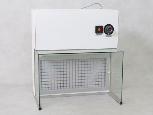 Interflow Dust Extraction Cabinet for Pharmaceutical Powder Handling-cover