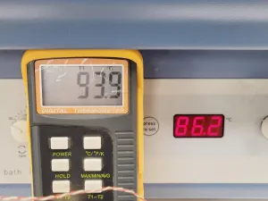 Stuart SBS40 Shaking Water Bath for Controlled Temperature and Agitation, 15 of 17