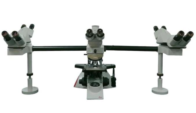 Leica DM2500 Multihead 5-Headed Teaching Microscope System-cover