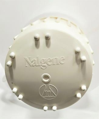 Nalgene 2319-0020 10L Round Carboy with Spigot-cover