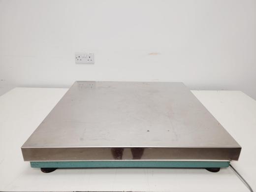 Sartorius Combics 2 Platform Scales Lab-cover