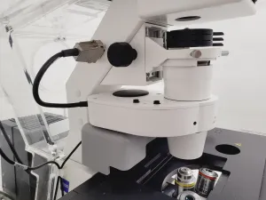 Zeiss PALM Microbeam System with Observer.Z1 Microscope and XL-PALM Incubator, 85 of 102
