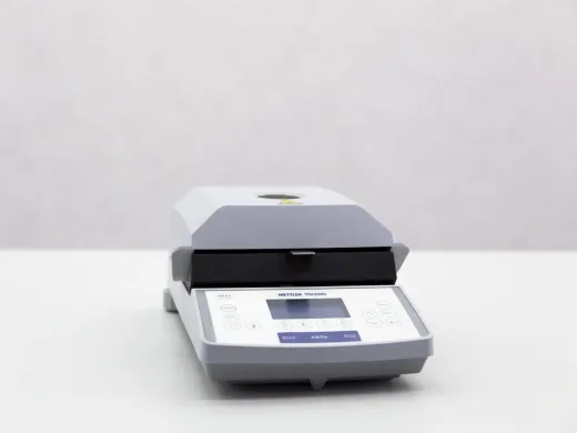 Mettler HB43 Halogen Moisture Analyzer with RS232 Interface