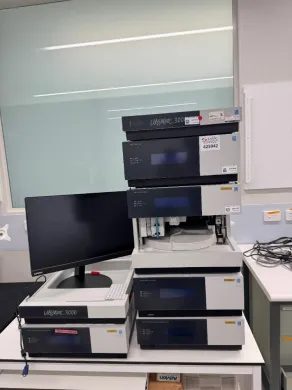 Dionex UltiMate 3000 Modular HPLC System with UV-Vis and Fluorescence Detection