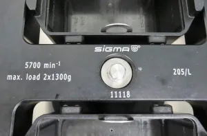 Qiagen Sigma 4-16 Programmable Digital Benchtop Centrifuge with Microplate Rotor, 7 of 11