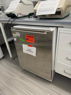 Accucold AL750BISSHH Built-in Undercounter Laboratory Refrigerator with Automatic Defrost-cover