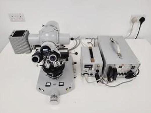 Carl Zeiss 47 30 12 - 9901 Stereo Microscope System Lab
        NOTE - THIS IS A SPARES/REPAIRS ITEM-cover