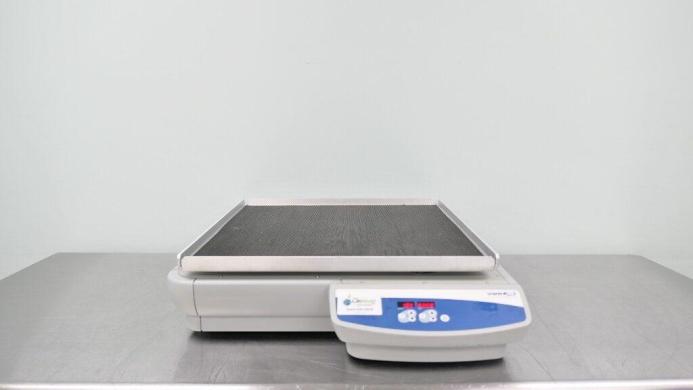 VWR Orbital Shaker 10000-1 ADV Advanced Digital Platform Shaker with Brushless DC Motor-cover