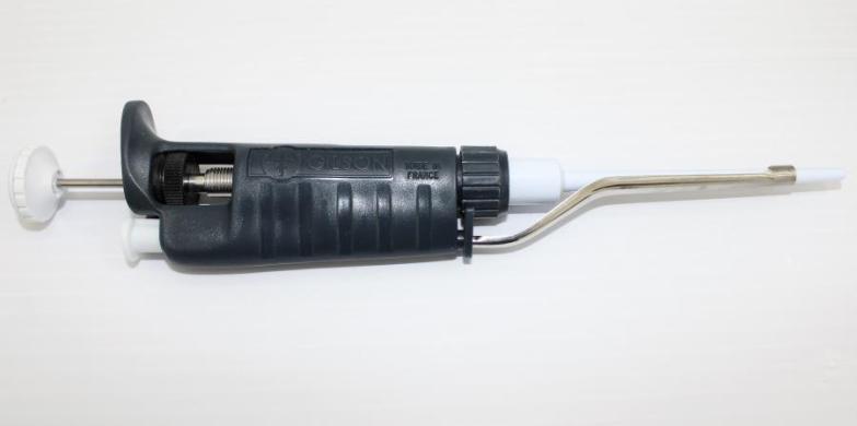 Gilson P100 Pipetman Neo P100N Single-Channel Manual Micropipette 100µL-cover