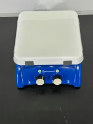Fisher Scientific Hotplate Stirrer for Laboratory Mixing and Heating Applications, 2 of 6