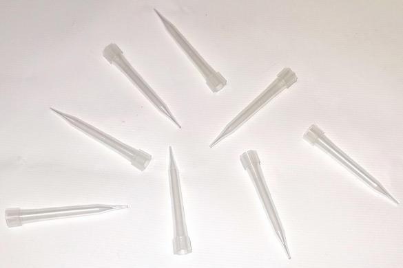 Eppendorf 2235141-9 300µL Pipette Tips (Box of 1000)-cover