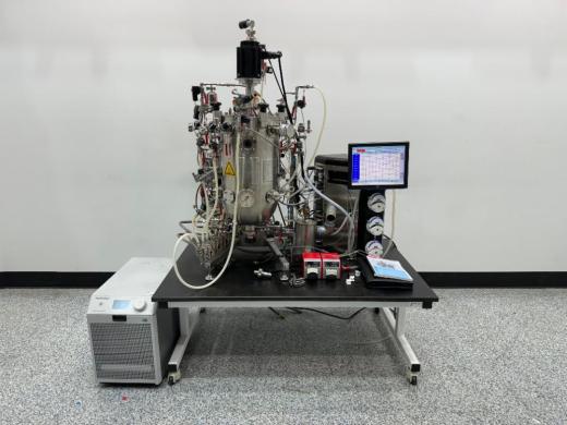 New Brunswick Bioflo 510 Fermenter/Bioreactor system-cover