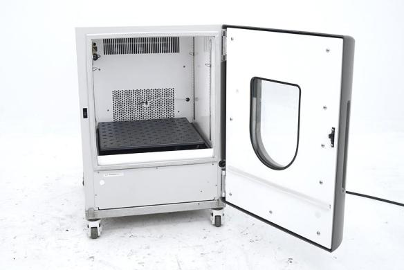 Eppendorf New Brunswick Innova 42 Incubator Shaker with Extra Shelf