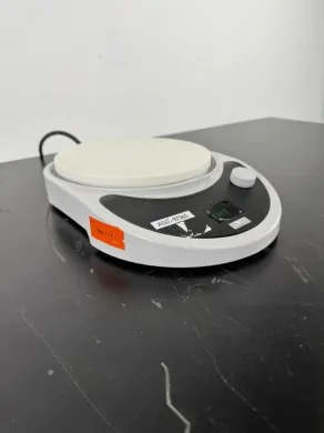 Thermo Scientific RT Touch 22 Digital Magnetic Stirrer with Ceramic-Coated Plate