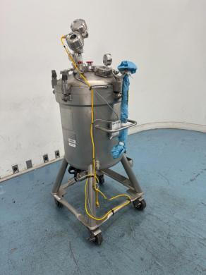 DCI Inc 100L Portable Stainless Steel Liquid Storage Tank with Mounted Valve Assembly-cover