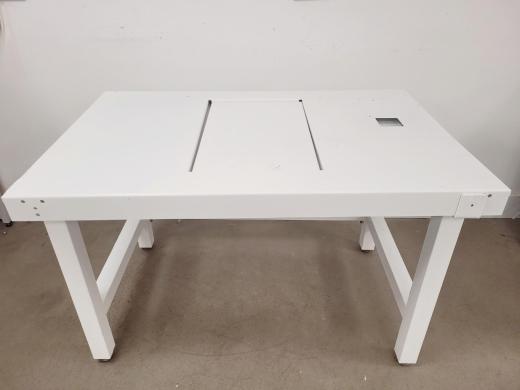 Laboratory Isolation Table by White Lab-cover