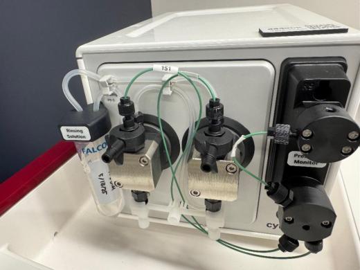 Cytiva AKTApure 25M FPLC System with Fraction Collector and UV/Vis Monitor Module-cover