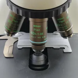 Nikon Eclipse E400 Trinocular Phase Contrast Microscope, 7 of 8