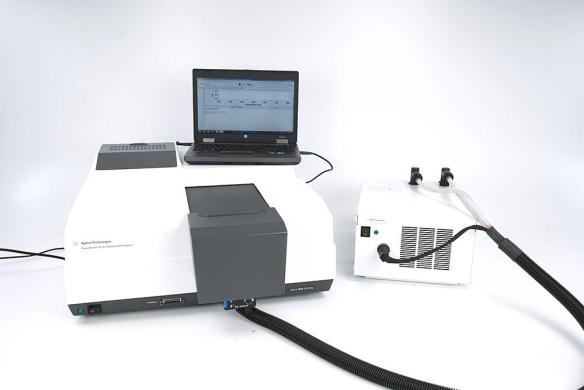 Agilent Cary 300 UV-Vis Research Spectrophotometer 6x6 Cell Peltier Holder-cover