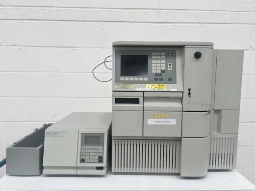 Waters 2487 Dual Absorbance Detector & 2695D HPLC Separations Module System