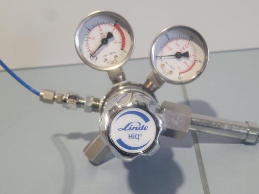 LINDE REDLINE C300 HIQ High-Pressure Gas Regulator-cover