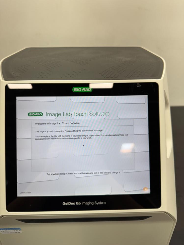 Bio-Rad GelDoc Go Gel Documentation System with Built-in Touchscreen and UV Transilluminator