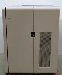 Illumina HiSeq 2000 DNA Sequencer for High-Throughput Genomic Analysis, 3 of 11