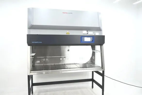 Thermo Scientific HERAsafe 2030i 1.8 Class II A2 Biological Safety Cabinet with UV Lamp