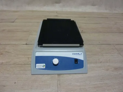 VWR STD 1000 Platform Shaker with Microprocessor Control