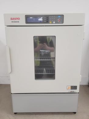 Sanyo MIR-154 Laboratory Incubator for Repairs-cover