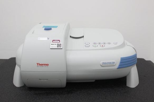 Thermo Evolution 220 UV-Visible Spectrophotometer Model 840-210600 for Analytical Applications-cover
