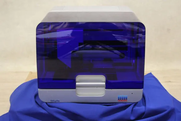 QIAGEN QIAgility Pipetting Robot