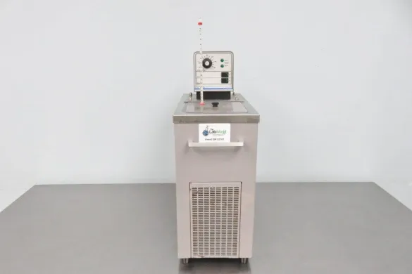 VWR 1162A Refrigerated Heated Circulating Bath for Precise Temperature Control