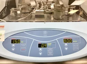 Thermo Scientific MaxQ 4000 SHKE4000 Benchtop Incubator Orbital Shaker with Digital Temperature Control, 7 of 14
