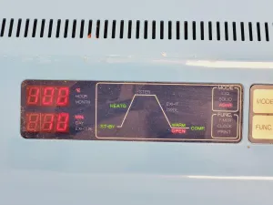 HMC HICLAVE HV-85L Vertical Laboratory Autoclave for Steam Sterilization, 10 of 12