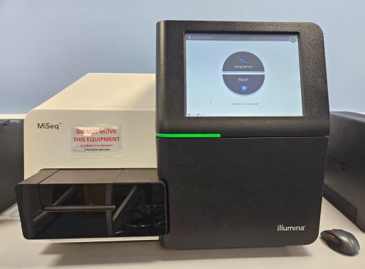 Illumina MiSeq Benchtop Next-Generation Gene Sequencing System-cover