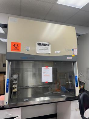 Labconco Logic+ 4' Biological Safety Cabinet Model 3440001 for Biohazard Containment-cover