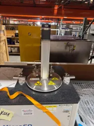 Millrock MicroFD Small Research Freeze Dryer with Mechanical Lift and Single Chamber, 2 of 3
