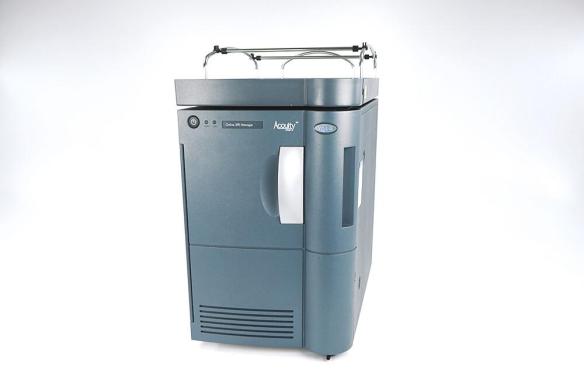 Waters ACQUITY UPLC Online SPE Manager (OSM) 186015012IVD for Solid-Phase Extraction and LC/MS-cover