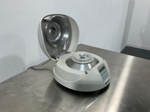 Eppendorf Mini Spin Centrifuge Model 5452 with Digital Speed and Timer Display-cover